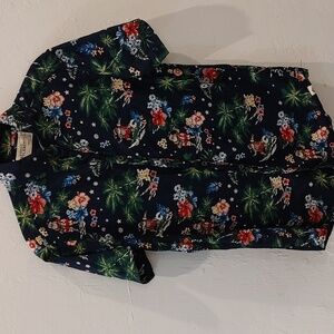 Free Planet Surfing Santa Mens Short Sleeve‎ Button Down Shirt Size S